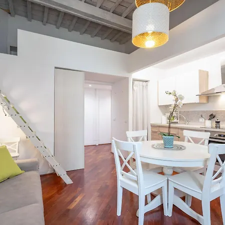 Апартаменты Guesthost - Sant'ambrogio Vibes - Lovely Флоренция